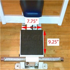 4015ChestPressCYW740FootGuard